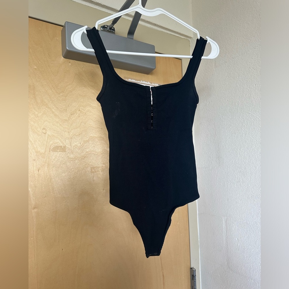 Black Abercrombie and Fitch ribbed bodysuit -XS